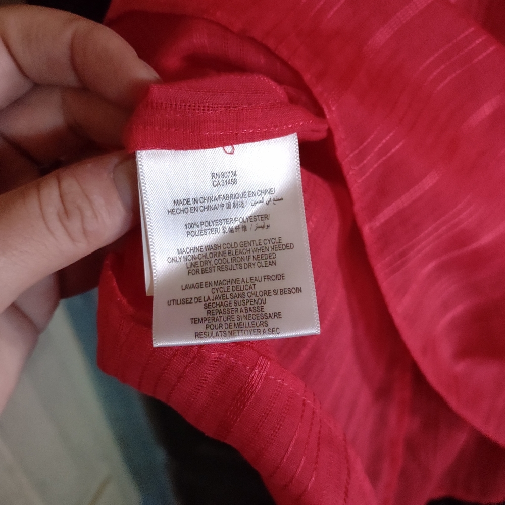 BCBGENERATION SLEEVELESS BLOUSE - Picture 3 of 6